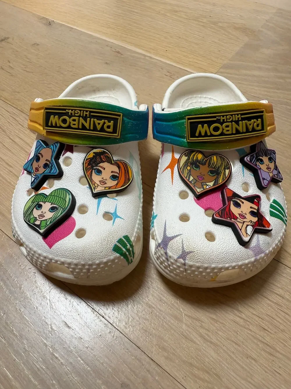 Crocs Rainbow High SZ C5 White Printed Jibbits Girls